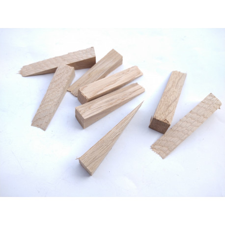 klínek 15x15x60-65mm dub